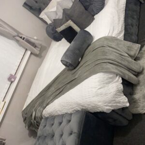 Emperor Wingback Bed